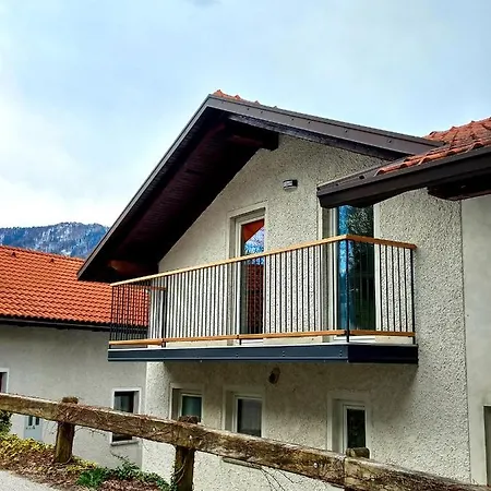 Hisa Lukc Apartment *