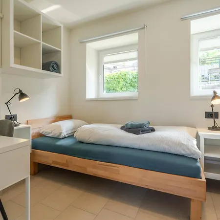 Lukc With Free Parking