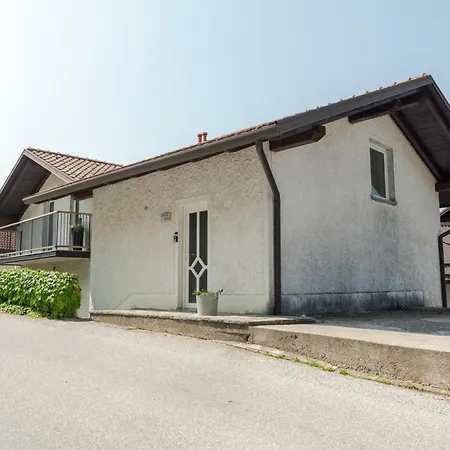 Lukc With Free Parking *