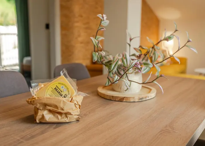 דירה Lukc With Free Parking