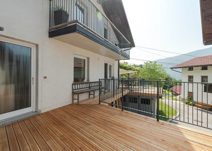 Lukc With Free Parking Апартаменты *